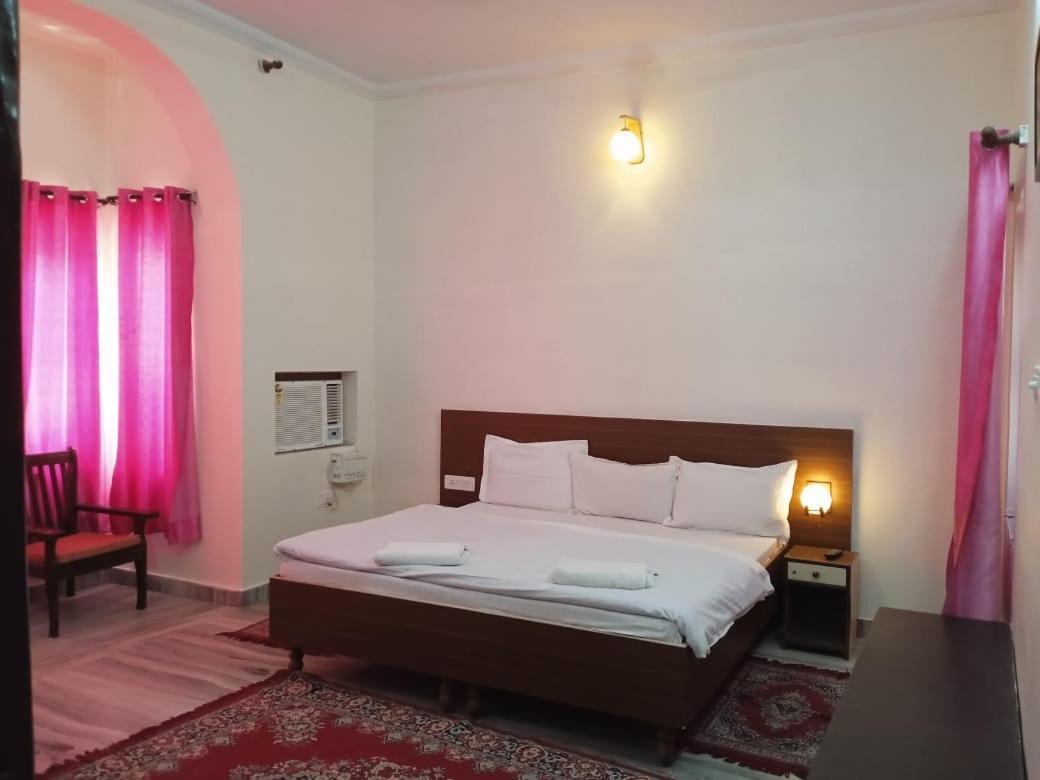 Hotel Pushkar Heritage Пушкар Екстериор снимка